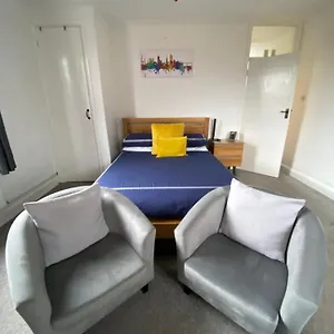 stylish-modern-central-studio-apartment.bournemouth-hotels.org/